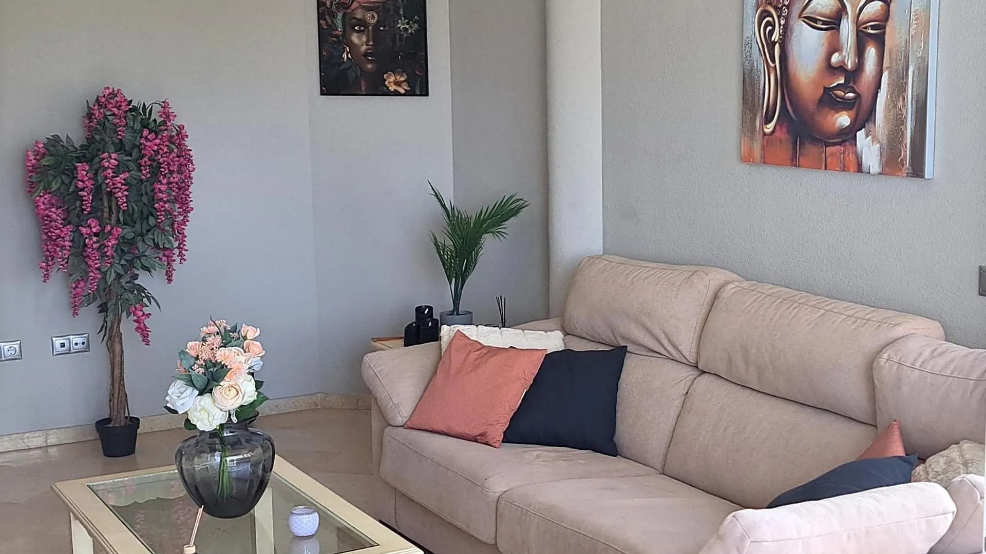 Beautiful 2 Bed Apartment With Pool And Golf Views Malaga